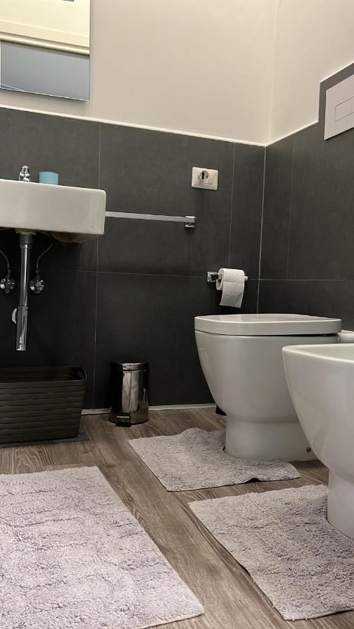 נאפולי Rodino Rooms מראה חיצוני תמונה